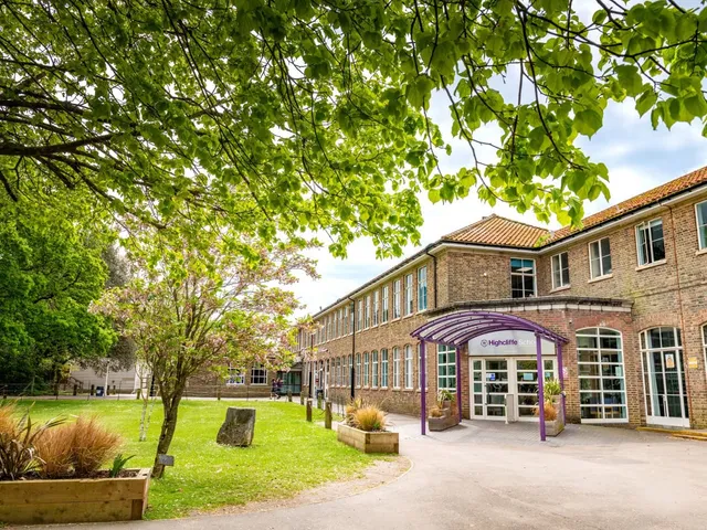 Highcliffe School Debunks the Furries Litter Tray Hoax