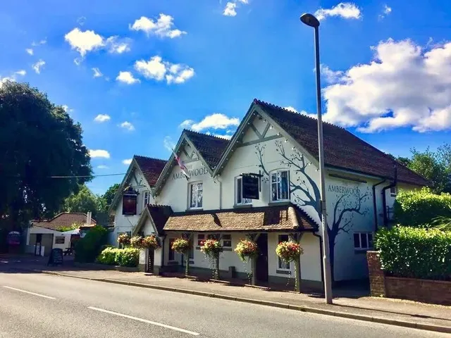 The Amberwood Inn