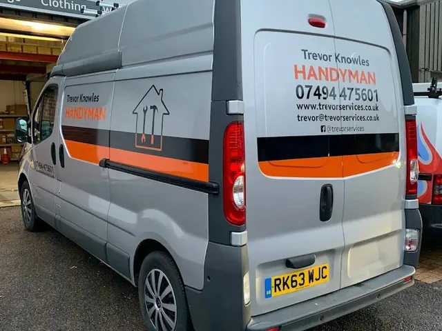 Trevor Knowles, Handyman